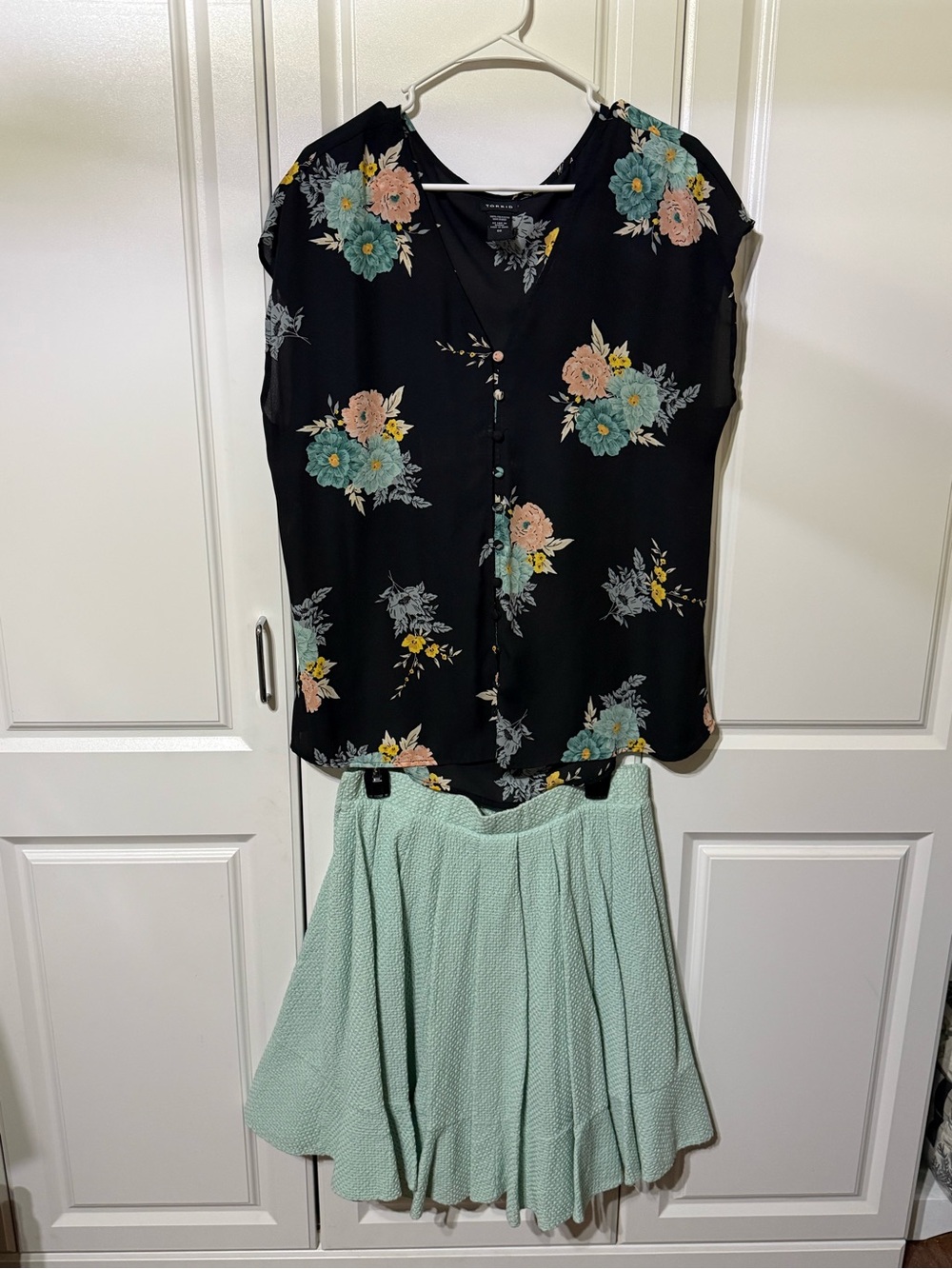 TORRID Black Floral V-Neck Blouse with TORRID textured skirt